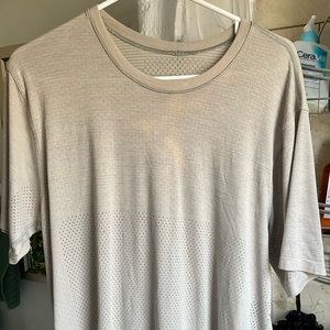 Lululemon men’s large activewear